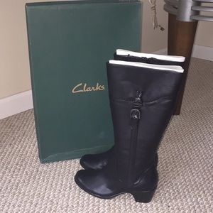 Clark’s boots 6.5